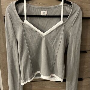 Urban Outfitters BDG Gray Ribbed V-Neck Long Sleeve